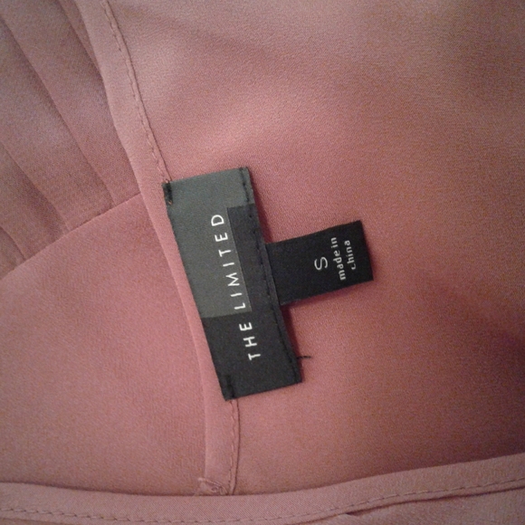 The Limited Bottom Pleated Cami - Picture 5 of 5